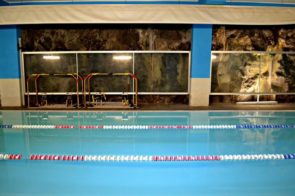 Hotel Acquaplanet Paterno  Exteriör bild