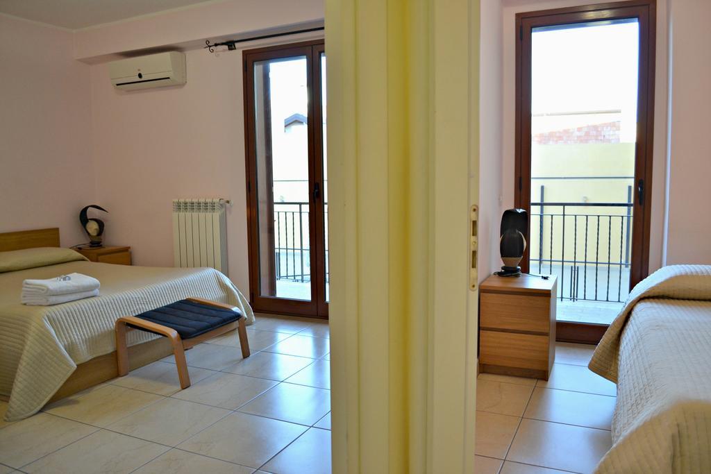 Hotel Acquaplanet Paterno  Exteriör bild